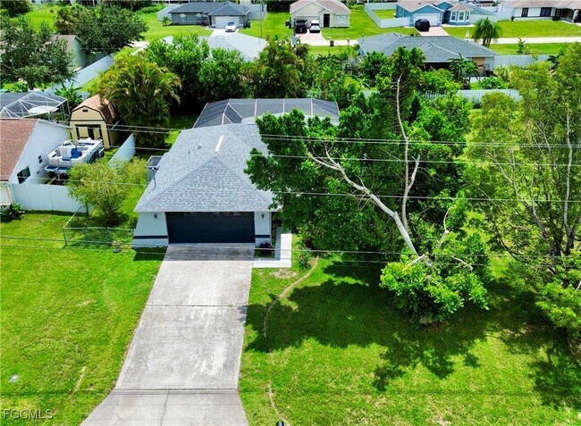 133 NE 23rd Ave
