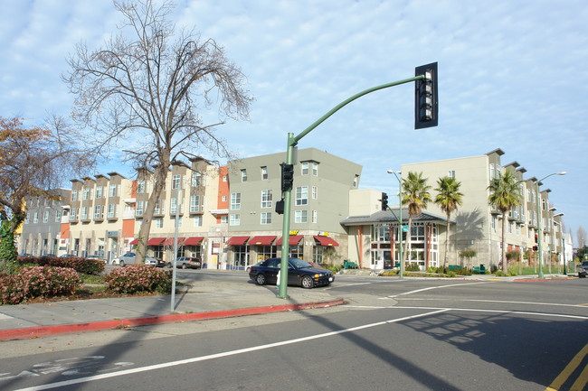 Mandela Gateway Apartments in Oakland, CA - Building Photo - Building Photo