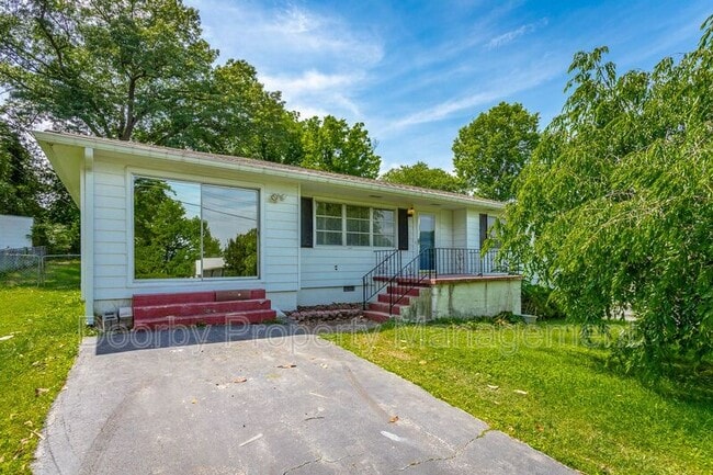 property at 186 Greens Lake Cir