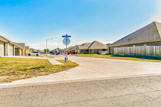 Homes of Opal Court in Granbury, TX - Building Photo - Interior Photo