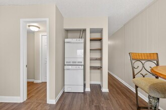 500 Paragon Mills Rd in Nashville, TN - Building Photo - Building Photo