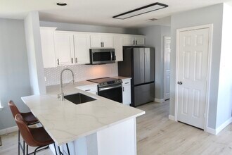 500 Rolling Oak Dr in Round Rock, TX - Building Photo - Building Photo