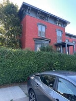 188 W 2nd St in Oswego, NY - Building Photo