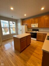 13869 Willesden Cir in Fishers, IN - Building Photo - Building Photo