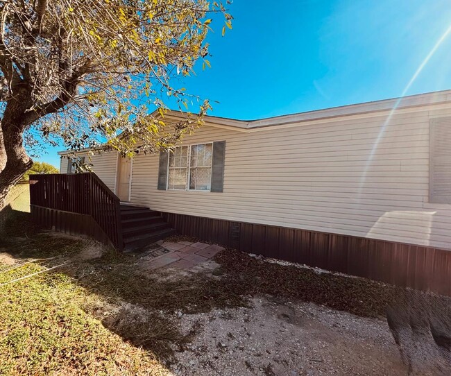 property at 2111 W Austin St