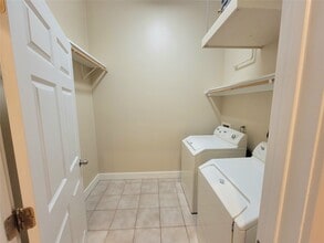 2315 Harborside Dr in Galveston, TX - Building Photo - Building Photo