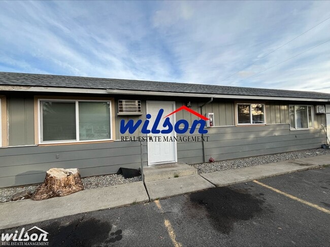 property at 408 W Pierce St