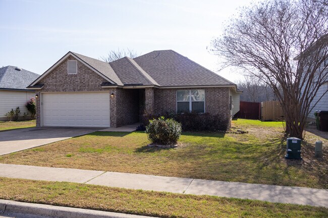 1613 Apollo Cir in Round Rock, TX - Building Photo - Building Photo