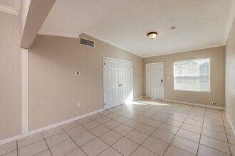 259 NW 30th Ave in Fort Lauderdale, FL - Foto de edificio - Building Photo