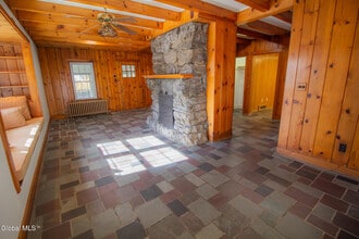 183 Old Niskayuna Rd in Latham, NY - Building Photo - Building Photo
