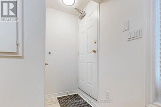 312 John St. in Markham, ON - Building Photo - Building Photo