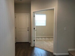 3722 NE Kingbird St in Camas, WA - Building Photo - Building Photo