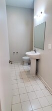 2909 W 64th St, Unit 6150-201 in Chicago, IL - Building Photo - Building Photo