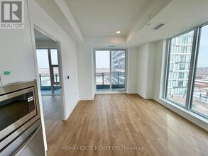 9763 Markham Rd in Markham, ON - Building Photo - Building Photo