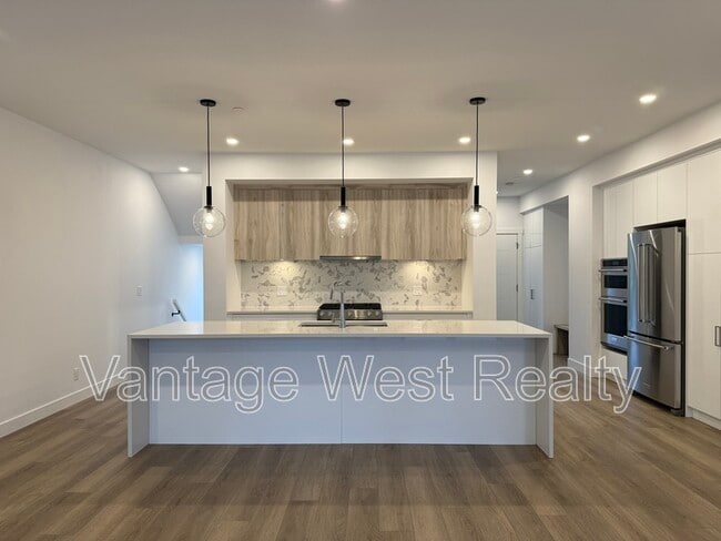 2735-2735 Shannon Lake Rd in West Kelowna, BC - Building Photo - Building Photo