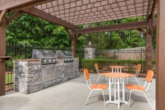Villas at West Ridge in Lithia Springs, GA - Foto de edificio - Building Photo