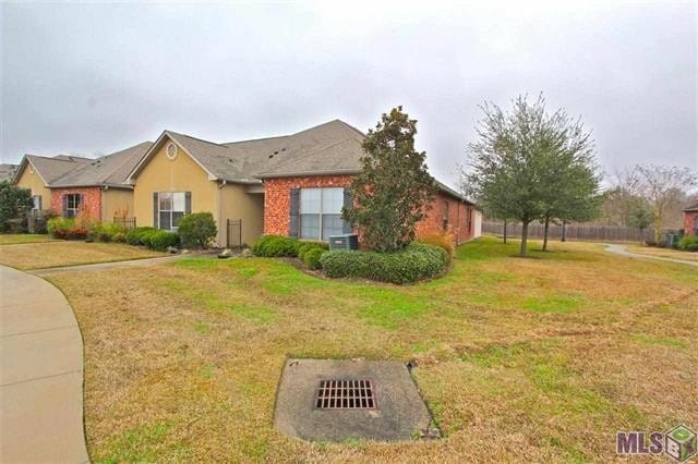 809 Summer Breeze Dr in Baton Rouge, LA - Building Photo - Building Photo