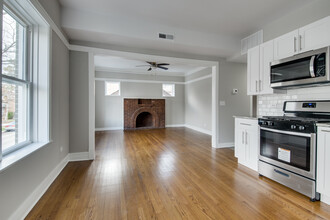 3707 N Lockwood Ave in Chicago, IL - Building Photo - Building Photo