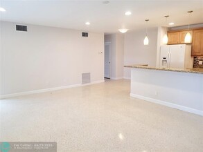 711 Bayshore Dr in Fort Lauderdale, FL - Building Photo - Building Photo