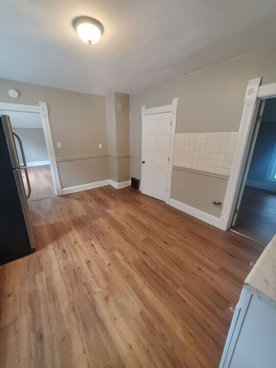 3220 W Greenfield Ave in Milwaukee, WI - Building Photo