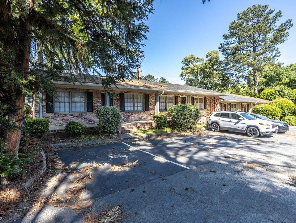 Shamrock Apartments in Warner Robins, GA - Building Photo