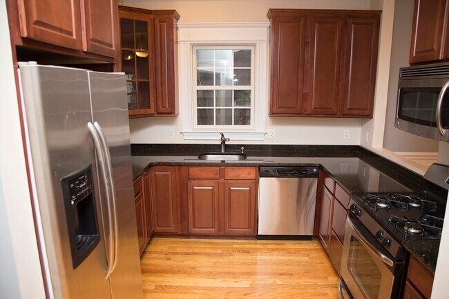 25 Vinton St in Boston, MA - Building Photo - Building Photo