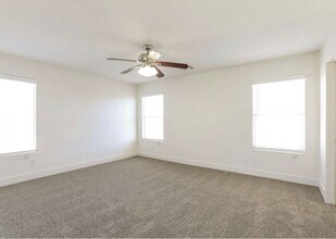 3212 Ferdilah Ln in Raleigh, NC - Foto de edificio - Building Photo