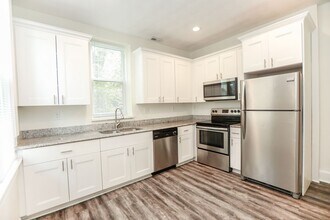 114 W 28th St in Norfolk, VA - Building Photo - Building Photo