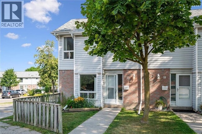 property at 32 Mowat Blvd