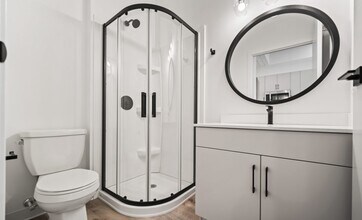 171 Donald in Winnipeg, MB - Building Photo - Building Photo