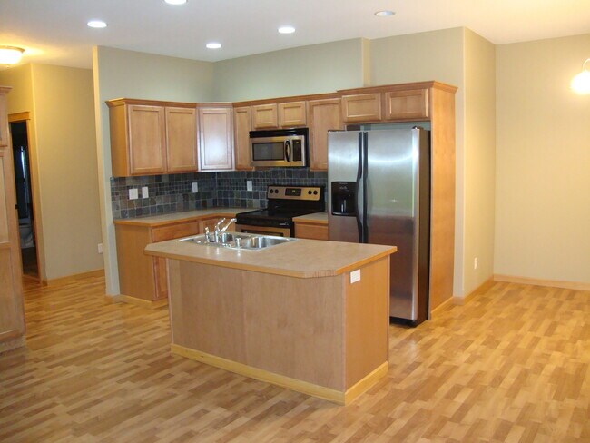 206 E Elcliff Rd-Unit -01 in Spokane, WA - Building Photo - Building Photo