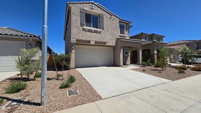 17612 W San Juan Ave in Litchfield Park, AZ - Building Photo - Building Photo