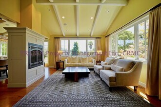 422 Live Oak Dr in Mill Valley, CA - Building Photo - Building Photo