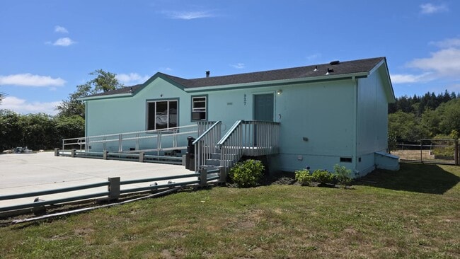 property at 927 Broadway Ave