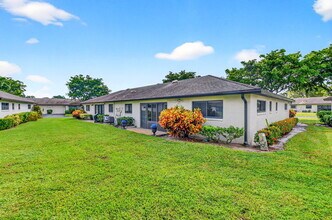 4866 Dovewood Cir in Boynton Beach, FL - Building Photo - Building Photo