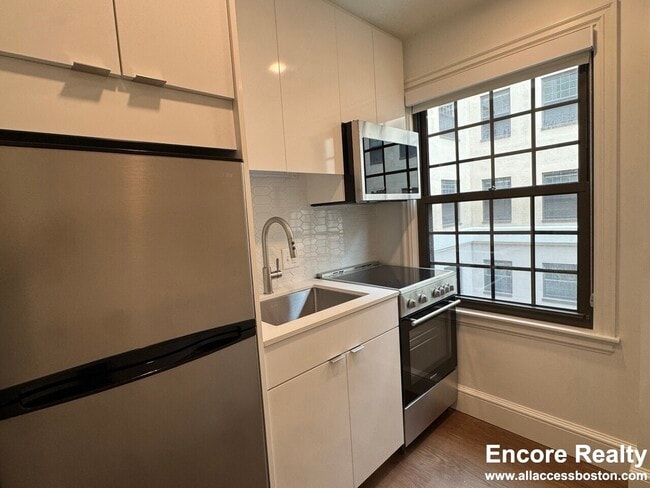 property at 1200 Massachusetts Ave