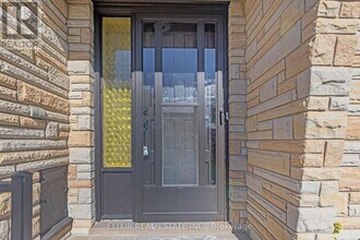 246 Thaler Ave in Kitchener, ON - Building Photo - Building Photo
