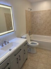 5724 Boynton Crescent, Unit 21 in Boynton Beach, FL - Foto de edificio - Building Photo