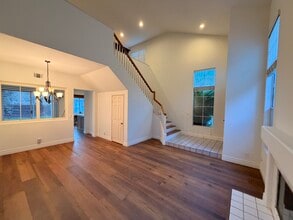 27 Surfbird Ln in Aliso Viejo, CA - Foto de edificio - Building Photo