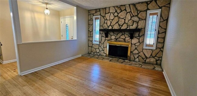 1575 S Ridge Dr in Marietta, GA - Building Photo - Building Photo