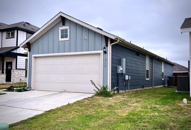 212 Prairie Falcon Wy in Leander, TX - Building Photo - Building Photo