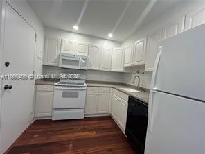 property at 401 Golden Isles Dr