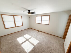 812 Free Silver Rd in Nashville, TN - Foto de edificio - Building Photo