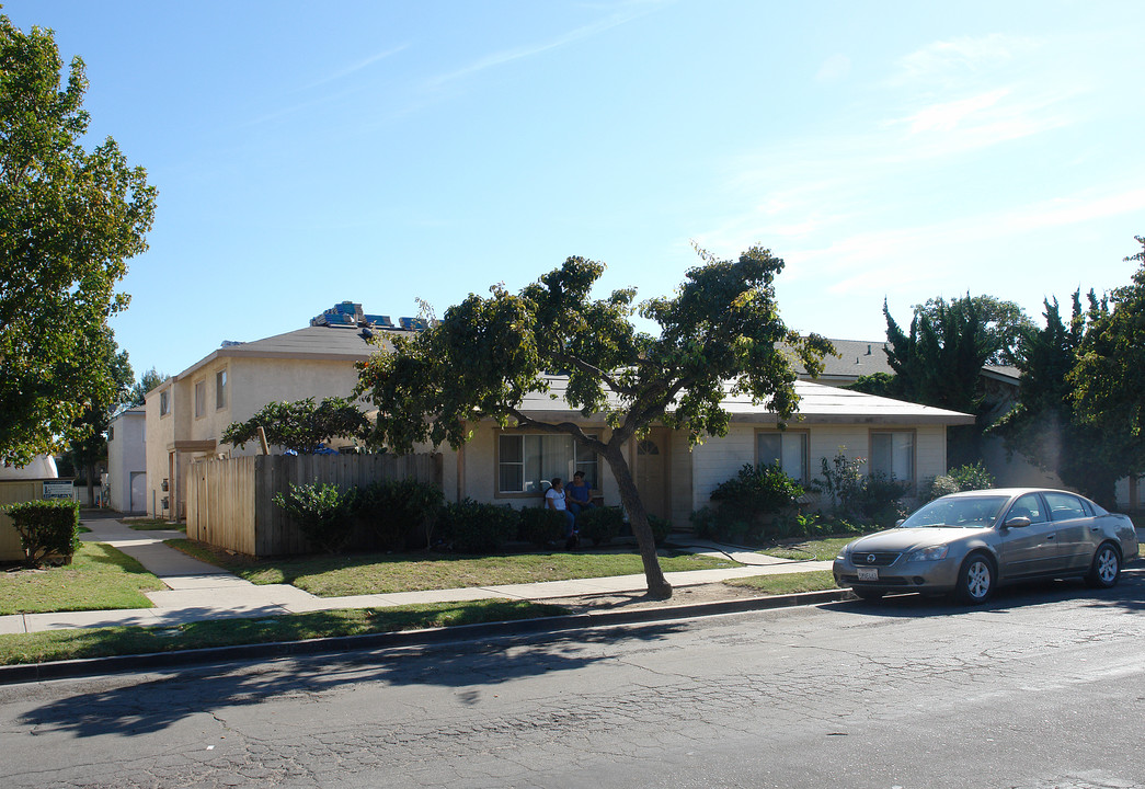 1210 Isleton Pl in Oxnard, CA - Building Photo