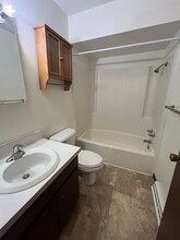 606 Revere Dr in Goshen, IN - Building Photo - Building Photo