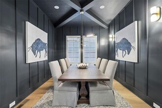 2583 Apple Valley Rd in Atlanta, GA - Building Photo - Building Photo