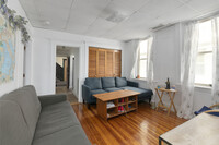 5 Wood St, Unit 1 in Cambridge, MA - Foto de edificio - Building Photo