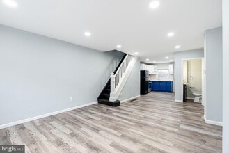 2229 Sigel St in Philadelphia, PA - Building Photo - Building Photo