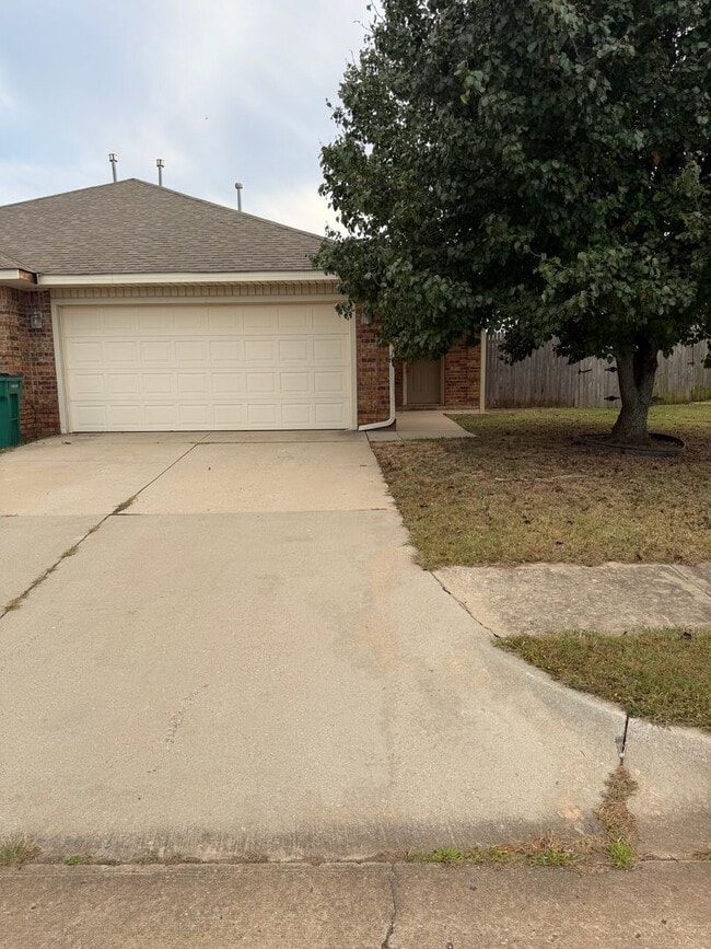 4612 SE 77th St in Oklahoma City, OK - Building Photo - Building Photo