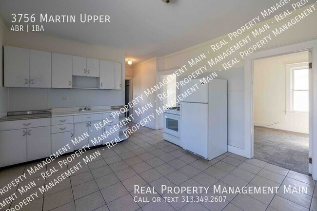 3756 Martin St